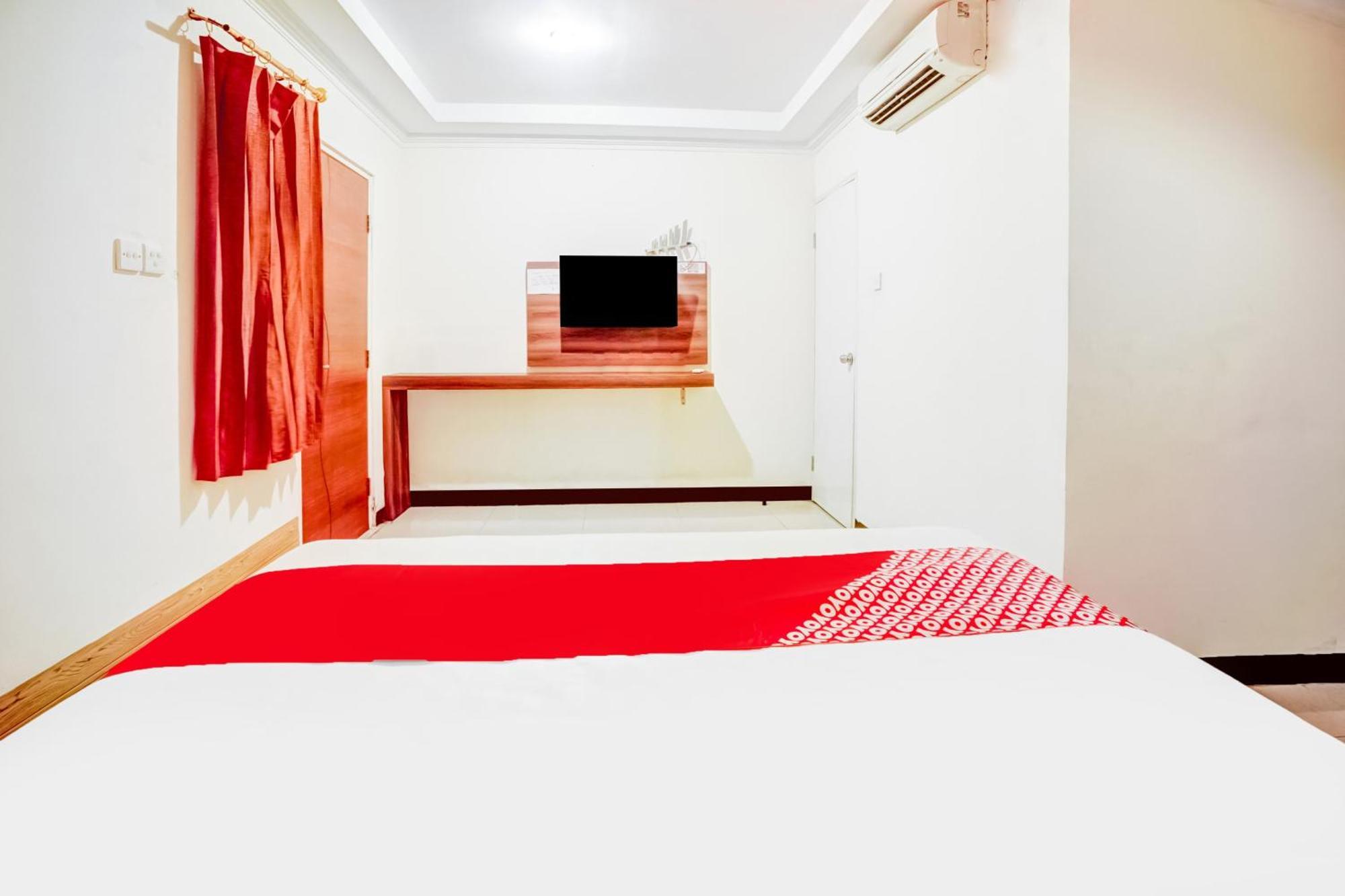 Hotel O Siwalankerto Near Surabaya Carnival Bagian luar foto
